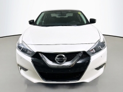 Used 2017  Nissan Maxima 4d Sedan SR at Graham Auto Mall near Mansfield, OH