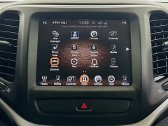 Used 2015  Jeep Cherokee 4d SUV 4WD Limited at Dutro Auto near Zanesville&comma; OH