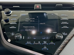 Used 2019  Toyota Camry 4d Sedan XLE at Graham Auto Mall near Mansfield&comma; OH