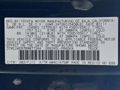 Used 2011  Toyota Tacoma 4WD Double Cab Short Bed Auto at Dutro Auto near Zanesville&comma; OH