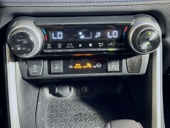 Used 2024  Toyota RAV4 Hybrid XSE AWD at Dutro Auto near Zanesville&comma; OH