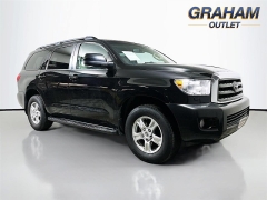  2013 Toyota Sequoia 4d SUV 4WD SR5 FFV at Dutro Auto near Zanesville&comma; OH