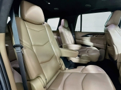 Used 2019  Cadillac Escalade 4d SUV 4WD Platinum at Graham Auto Mall near Mansfield&comma; OH