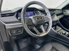 Used 2023  Jeep Grand Cherokee Limited 4x4 at Graham Auto Mall near Mansfield&comma; OH