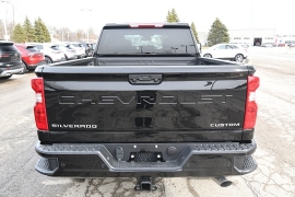New 2026  Chevrolet Silverado 2500HD 4WD Crew Cab 159" Custom Gas at Graham Auto Mall near Mansfield&comma; OH