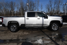 Used 2022  Chevrolet Silverado 2500HD 4WD Crew Cab 159" Custom at Dutro Auto near Zanesville&comma; OH