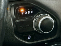 Used 2022  Ram 1500 2WD Big Horn Quad Cab 6'4" Box at Graham Auto Mall near Mansfield&comma; OH