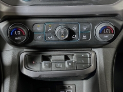 Used 2021  GMC Acadia AWD 4dr AT4 at Dutro Auto near Zanesville, OH