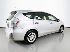 Used 2012  Toyota Prius v 5d Wagon Three at Dutro Auto near Zanesville&comma; OH