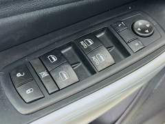 Used 2017  Jeep Cherokee 4d SUV 4WD Trailhawk I4 at Dutro Auto near Zanesville&comma; OH