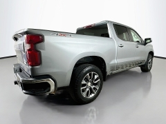 Used 2024  Chevrolet Silverado 1500 4WD Crew Cab 147" LT w&sol;1LT at Dutro Auto near Zanesville&comma; OH