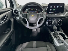 Used 2025  Chevrolet Blazer FWD 4dr LT w&sol;2LT at Dutro Auto near Zanesville&comma; OH