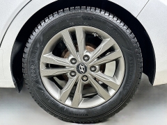 Used 2017  Hyundai Elantra 4d Sedan SE Auto at Graham Auto Mall near Mansfield&comma; OH