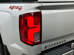 Used 2018  Chevrolet Silverado 1500 4WD Crew Cab High Country at Graham Auto Mall near Mansfield&comma; OH