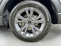 New 2026  Ford Explorer Active w&sol;200A Pkg 4WD at Dutro Auto near Zanesville&comma; OH