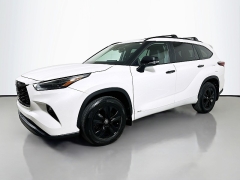 Used 2025  Toyota Highlander Hybrid XLE Nightshade AWD at Dutro Auto near Zanesville&comma; OH