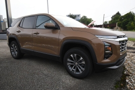 New 2027  Chevrolet Equinox AWD 4dr LT w&sol;2LT at Dutro Auto near Zanesville&comma; OH