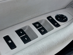 Used 2017  Hyundai Sonata 4d Sedan Limited at Dutro Auto near Zanesville&comma; OH