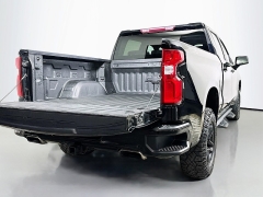 Used 2021  Chevrolet Silverado 1500 4WD Crew Cab 147" LT Trail Boss at Dutro Auto near Zanesville&comma; OH