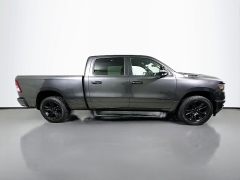 Used 2021  Ram 1500 4WD Big Horn Crew Cab 5'7" Box at Dutro Auto near Zanesville&comma; OH
