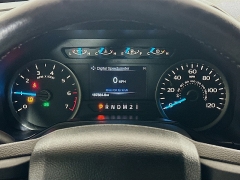 Used 2016  Ford F-150 4WD SuperCrew XLT 5 1&sol;2 at Dutro Auto near Zanesville&comma; OH