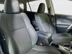 Used 2017  Toyota RAV4 Hybrid 4d SUV AWD XLE at Graham Auto Mall near Mansfield, OH