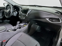 Used 2025  Chevrolet Malibu 4dr Sdn 1LT at Dutro Auto near Zanesville, OH