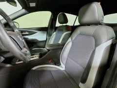Used 2024  Buick Envista FWD 4dr Preferred at Dutro Auto near Zanesville&comma; OH