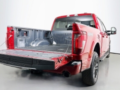 New 2025  Ford F-150 4WD XLT SuperCrew 5&period;5' Box at Graham Auto Mall near Mansfield&comma; OH
