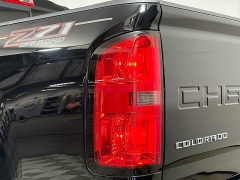 Used 2021  Chevrolet Colorado 4WD Crew Cab 128" Z71 at Dutro Auto near Zanesville, OH