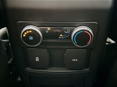 Used 2023  Ford Explorer XLT 4WD at Dutro Auto near Zanesville&comma; OH