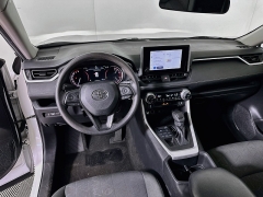 Used 2024  Toyota RAV4 XLE AWD at Dutro Auto near Zanesville&comma; OH