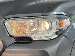 Used 2023  Toyota Tacoma 4WD SR5 Double Cab 5ft Bed V6 AT at Dutro Auto near Zanesville&comma; OH