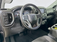 Used 2019  Chevrolet Silverado 1500 4WD Crew Cab RST at Dutro Auto near Zanesville&comma; OH
