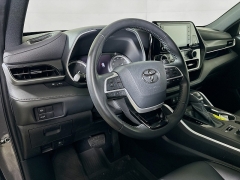 Used 2022  Toyota Highlander XSE AWD at Dutro Auto near Zanesville&comma; OH