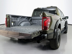 Used 2025  Ford F-150 4WD Raptor SuperCrew 5&period;5' Box at Dutro Auto near Zanesville&comma; OH