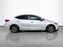 Used 2017  Hyundai Elantra 4d Sedan SE Auto at Graham Auto Mall near Mansfield&comma; OH