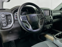 Used 2021  Chevrolet Silverado 1500 4WD Crew Cab 147" LT Trail Boss at Dutro Auto near Zanesville&comma; OH