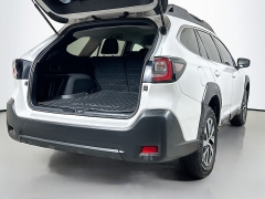 Used 2024  Subaru Outback AWD at Graham Auto Mall near Mansfield&comma; OH