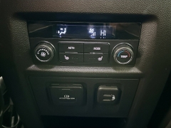 Used 2023  Chevrolet Traverse AWD 4dr Premier at Graham Auto Mall near Mansfield&comma; OH