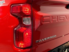 Used 2025  Chevrolet Silverado 1500 4WD Crew Cab 147" LT w&sol;1LT at Graham Auto Mall near Mansfield&comma; OH