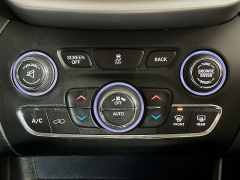 Used 2015  Jeep Cherokee 4d SUV 4WD Limited at Dutro Auto near Zanesville&comma; OH