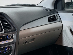 Used 2019  Hyundai Sonata 4d Sedan SE at Dutro Auto near Zanesville, OH