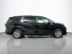 Used 2025  Toyota Sienna XLE Autono-MaaS FWD 7-Passenger at Dutro Auto near Zanesville&comma; OH