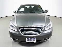 Used 2013  Chrysler 200 4d Sedan Touring at Graham Auto Mall near Mansfield, OH