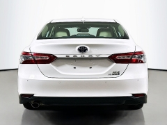 Used 2020  Toyota Camry Hybrid 4d Sedan XLE at Dutro Auto near Zanesville&comma; OH