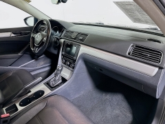 Used 2019  Volkswagen Passat 4d Sedan 2&period;0T Wolfsburg Edition at Dutro Auto near Zanesville&comma; OH