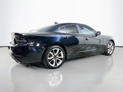 Used 2017  Dodge Charger 4d Sedan SXT at Dutro Auto near Zanesville&comma; OH