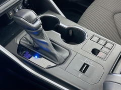 Used 2023  Toyota Highlander LE FWD at Graham Auto Mall near Mansfield&comma; OH