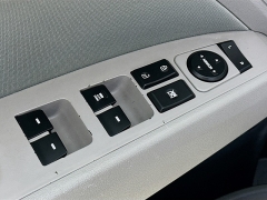 Used 2018  Hyundai Elantra 4d Sedan SEL at Dutro Auto near Zanesville&comma; OH